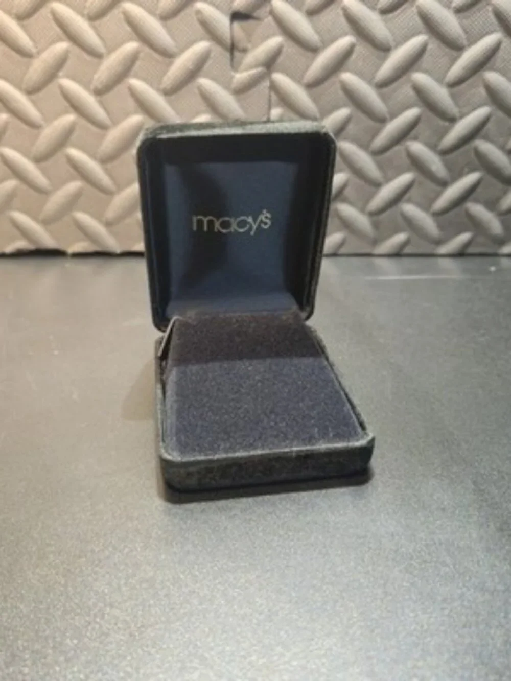 Vintage Macy’s Black Velvet Jewelry Box 3.5